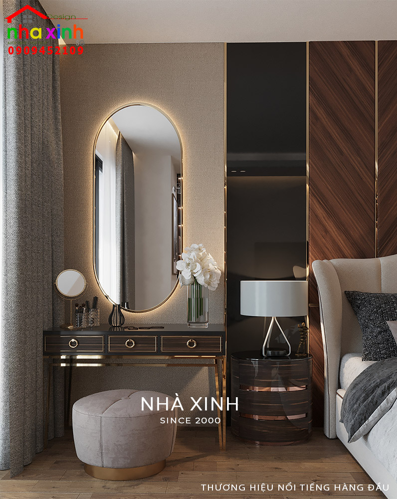 Cạnh phòng ngủ được bày trí góc trang điểm tinh tế