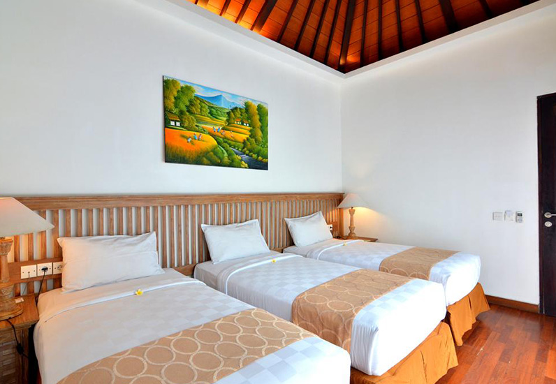Phòng 3 giường ngủ resort Ninh Thuận