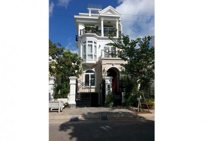 Nhà Phố Kiểu Châu Âu Cổ Điển | NP-111